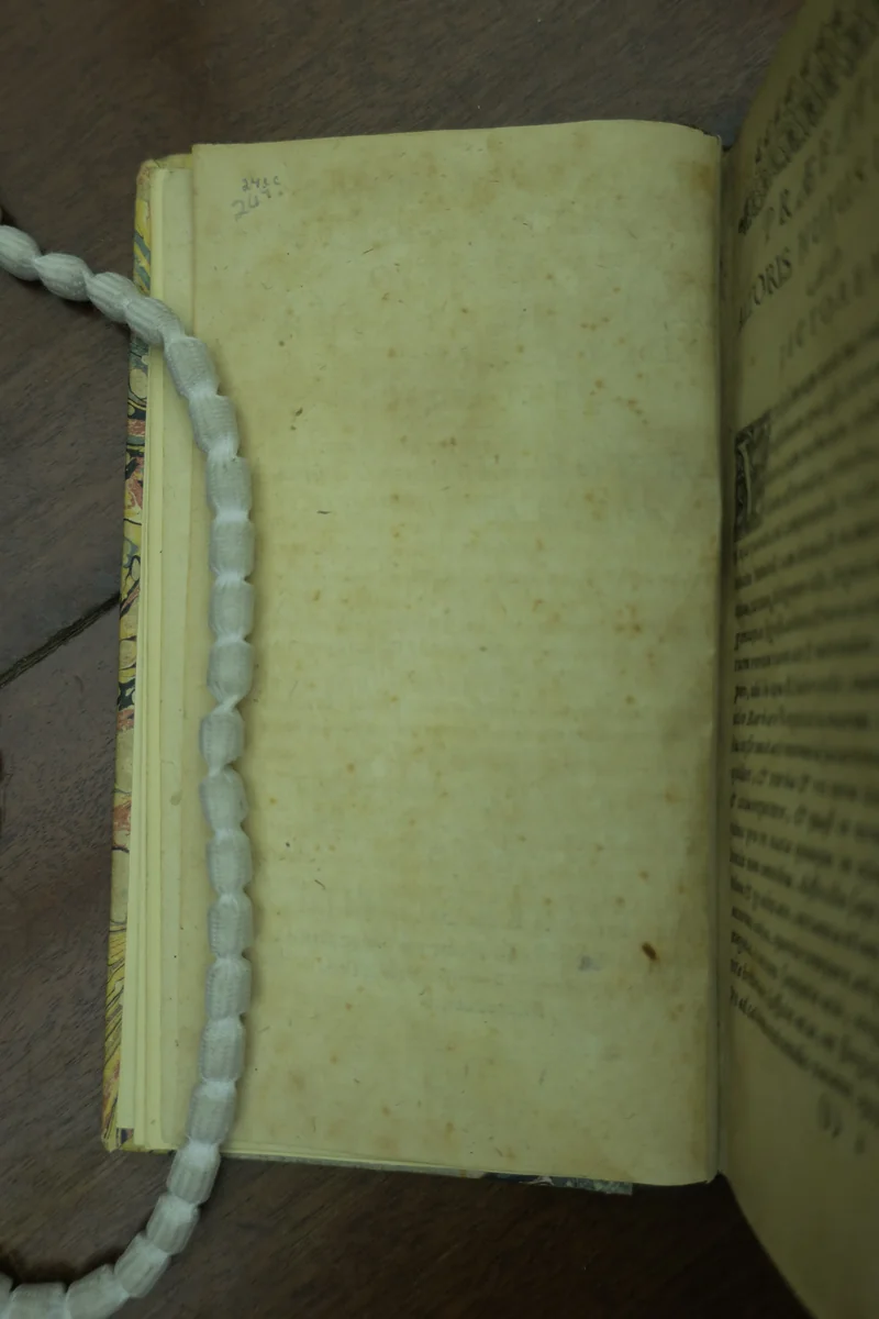 Page verso
