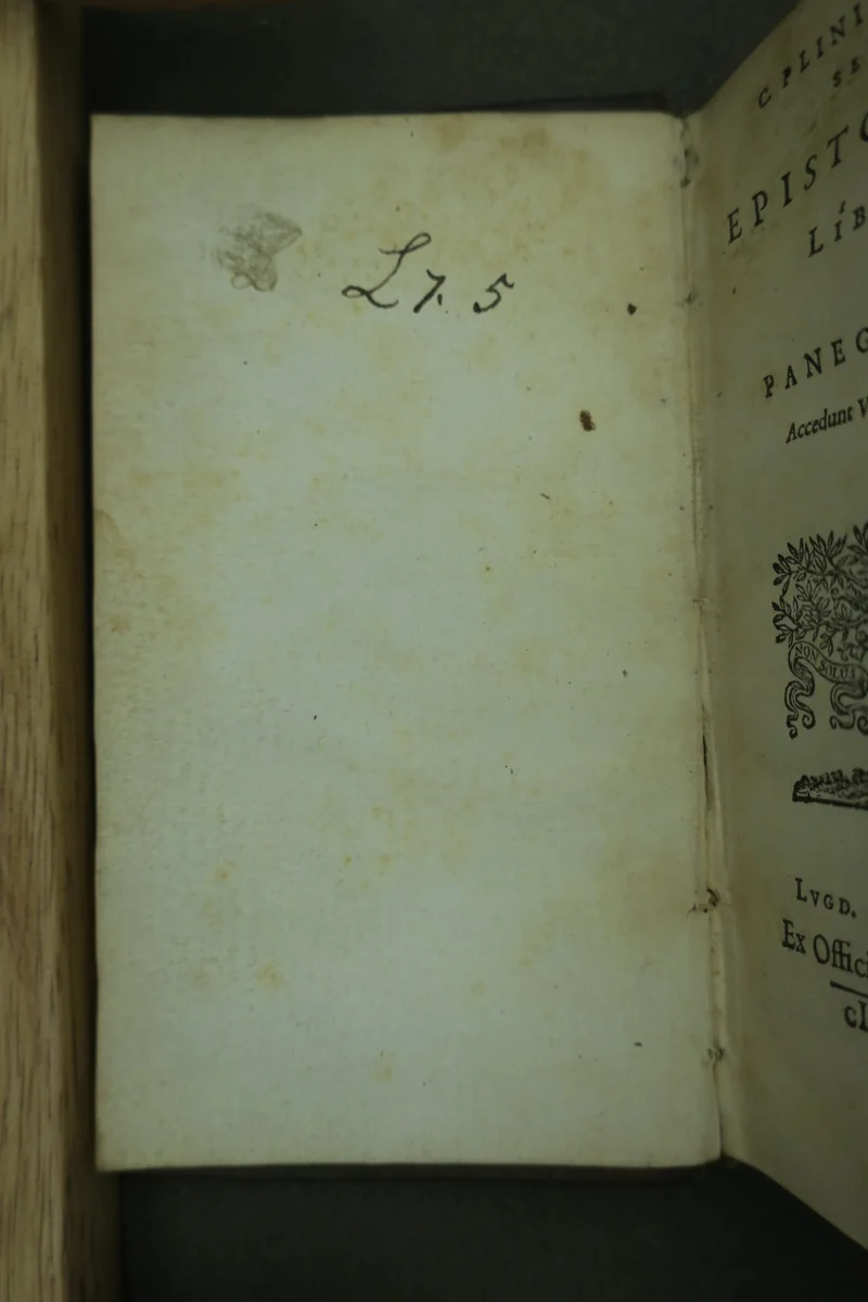 Page verso